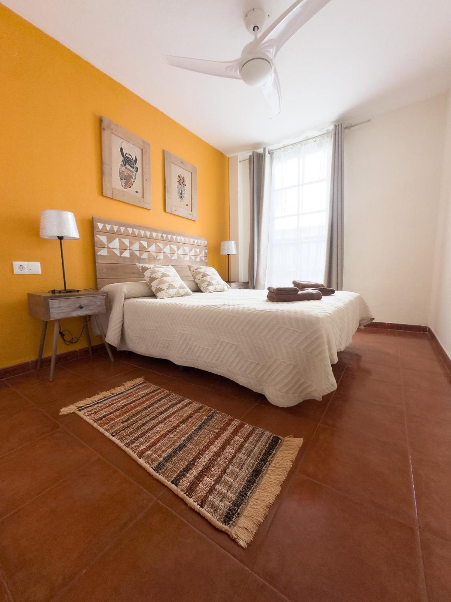 Apartamentos Cristamar Centro Y Playa 에스테포나 외부 사진