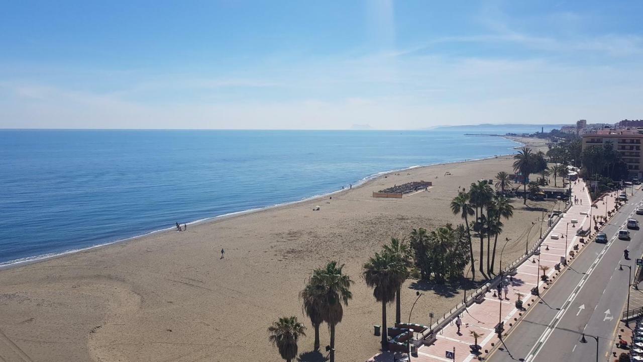 Apartamentos Cristamar Centro Y Playa 에스테포나 외부 사진